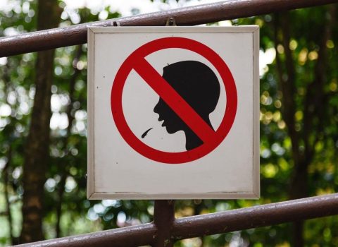 Qazaxıstanda tüpürmək QADAĞAN EDİLƏ BİLƏR