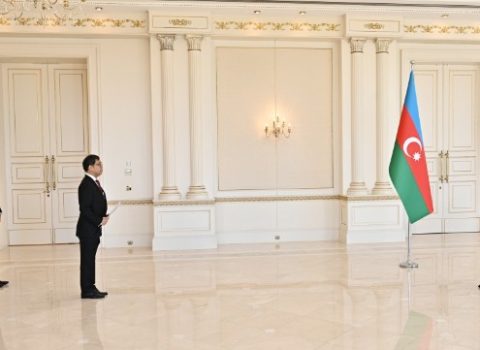 İlham Əliyev yeni səfirlərin etimadnamələrini qəbul etdi – FOTO + YENİLƏNİB