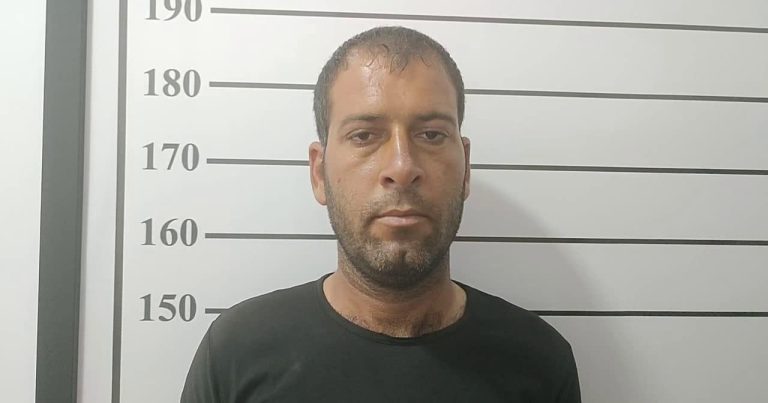 Azərbaycana 19 kq-dan artıq narkotik gətirən şəxs SAXLANILDI Azərbaycana 19 kq-dan artıq narkotik gətirən şəxs SAXLANILDI