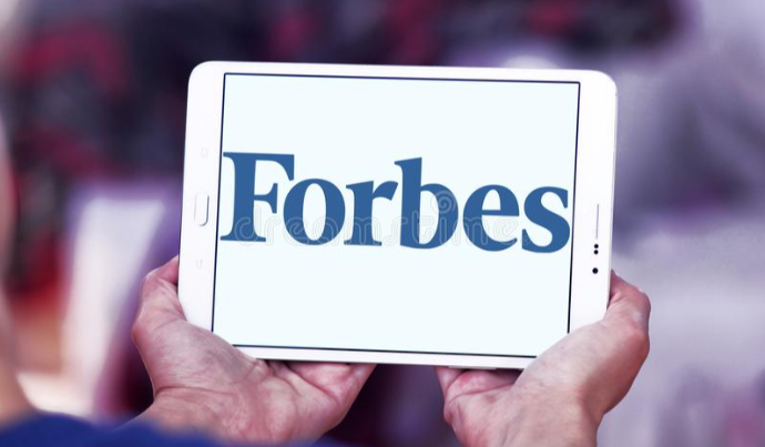 “Forbes” biznesini 630 milyon dollara satmağı DÜŞÜNÜR