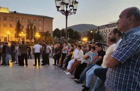 Ermənilər Arayik Arutyunyana 30 dəqiqə vaxt verdilər: “Əks halda təsirli tədbirlər görüləcək” – VİDEO/YENİLƏNİB