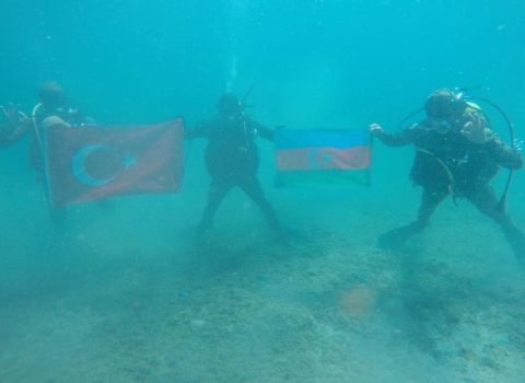Türkiyə və Azərbaycan hərbçilərinin “Sualtı hücum” birgə təlimləri keçirilir