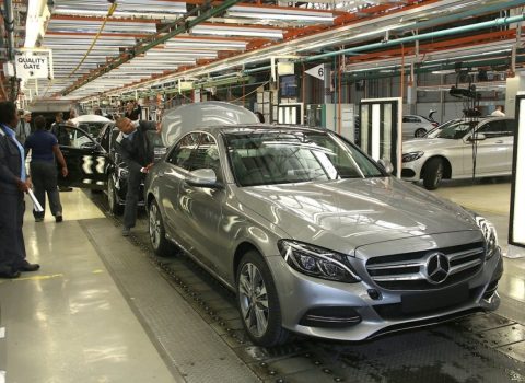 “Mercedes” Rusiyadakı zavodunu satışa çıxardı