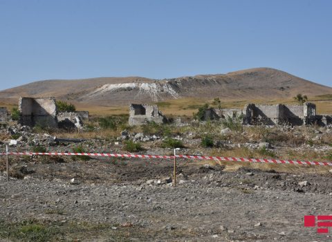Diplomatik korpusun nümayəndələri Füzuli şəhərinin köhnə mərkəzində olub – FOTO