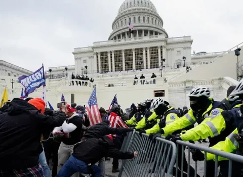 ABŞ vətəndaş müharibəsi astanasındadır – Washington Post