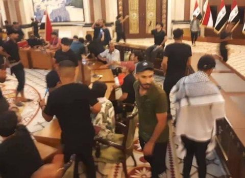 Bağdadda qarşıdurma: 10 nəfər ölüb, 200 nəfər yaralanıb – YENİLƏNİB