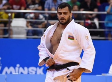 İslamiada: Elmar Qasımov finala yüksəldi
