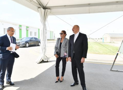 Prezident və xanımı “Grand-Agro İnvitro” MMC-nin müəssisəsi ilə tanış olub – FOTO