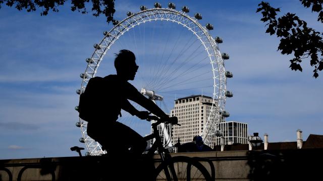 Böyük Britaniyada velosipedlərdə nömrə nişanı və sürət həddi tətbiq edilə bilər Böyük Britaniyada velosipedlərdə nömrə nişanı və sürət həddi tətbiq edilə bilər