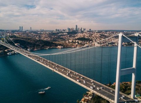 Türkiyə Bosfor və Çanaqqala boğazlarında keçidin qiymətini ARTIRDI
