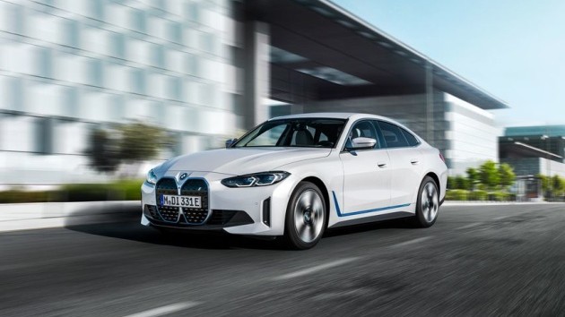 “BMW” yeni elektrik avtomobilini təqdim etdi – FOTO