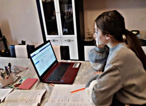 Universitetlərdə dərslərin distant və ya ənənəvi formada keçiriləcəyi ilə bağlı – AÇIQLAMA