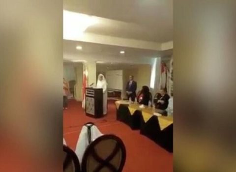 Tanınmış diplomat çıxışı zamanı öldü – VİDEO
