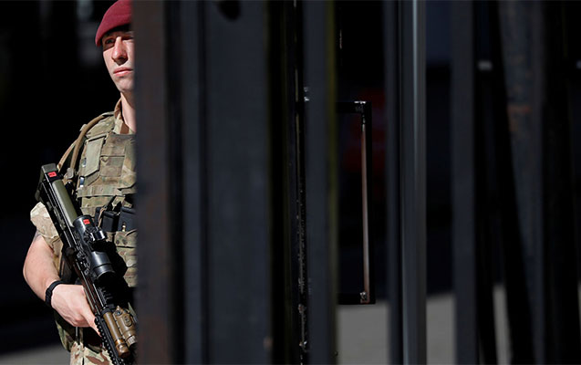 Britaniya ordusu Rusiya ilə müharibəyə hazırlaşmağa çağırıldı Britaniya ordusu Rusiya ilə müharibəyə hazırlaşmağa çağırıldı