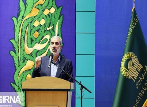 İranın təhsil naziri dəfn zamanı huşunu itirdi