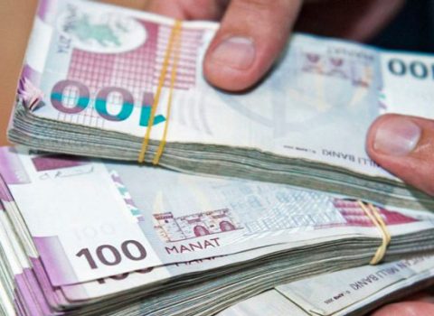 Banklarda əhalinin 70 milyon manat pulu bata bilər