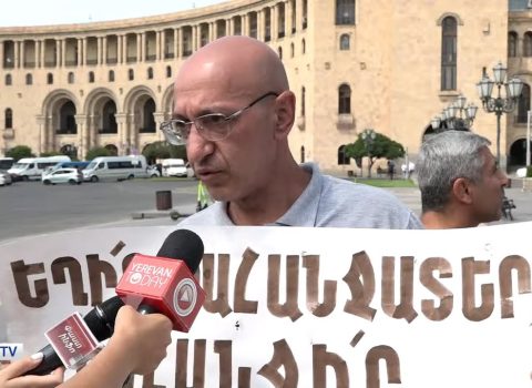 İrəvanda Laçının təhvil verilməsinə qarşı etiraz aksiyası KEÇİRİLDİ – VİDEO