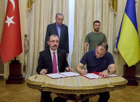 Türkiyə Ukraynanın bərpasında iştirak edəcək – Memorandum imzalandı