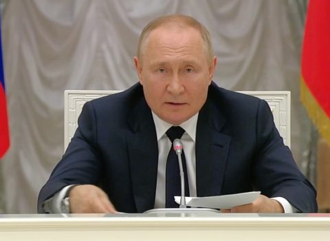 “Rusiya öz maraqlarına cavab verən siyasət aparacaq” – Putindən QƏRBƏ MESAJ