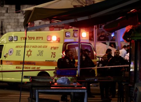 Qüdsdə israilliləri daşıyan avtobus atəşə tutuldu – Yaralılar var