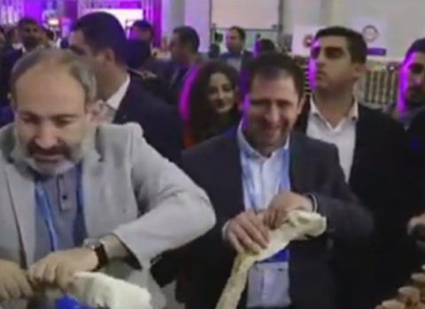 “Ukraynada qanunu pozanları işdən çıxarırlar, Ermənistanda isə mükafatlandırırlar” – Erməni mediası