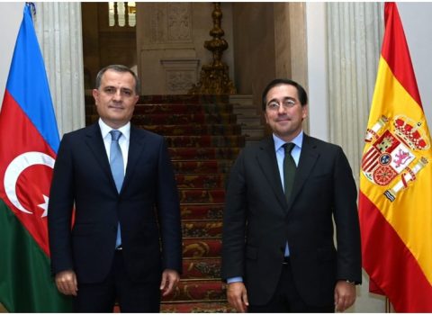 Azərbaycan və İspaniya xarici işlər nazirlərinin görüşü başladı