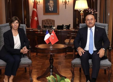Çavuşoğlu fransalı həmkarı ilə danışıqlar apardı