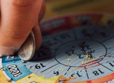 Bakıda köşkdən lotereya biletləri OĞURLANDI