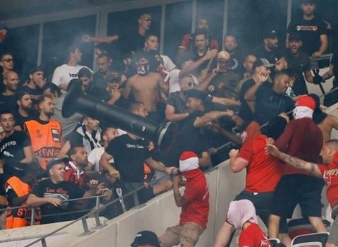 Nitsa – Köln matçında azarkeşlər arasında dava: 7 yaralı