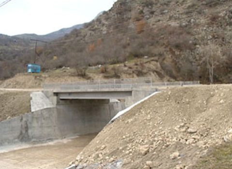 Sabirabadda körpü uçdu, kəndlərlə əlaqə məhdudlaşdı – FOTO