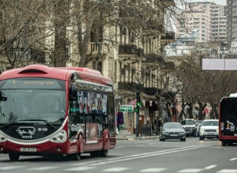 Bakıda bu avtobuslar gecikir – SİYAHI