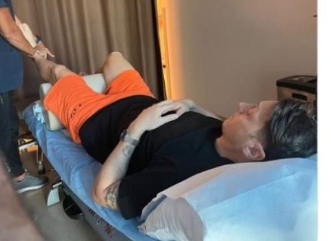 Mesut Özil əməliyyat olunacaq