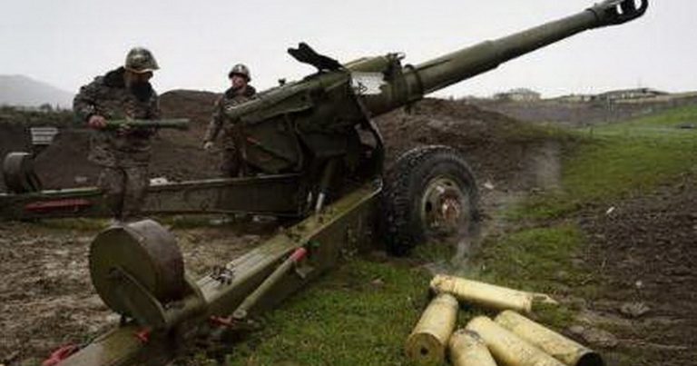 Ermənistanın D20 artilleriya qurğusu ekipajla birlikdə MƏHV EDİLDİ Ermənistanın D20 artilleriya qurğusu ekipajla birlikdə MƏHV EDİLDİ