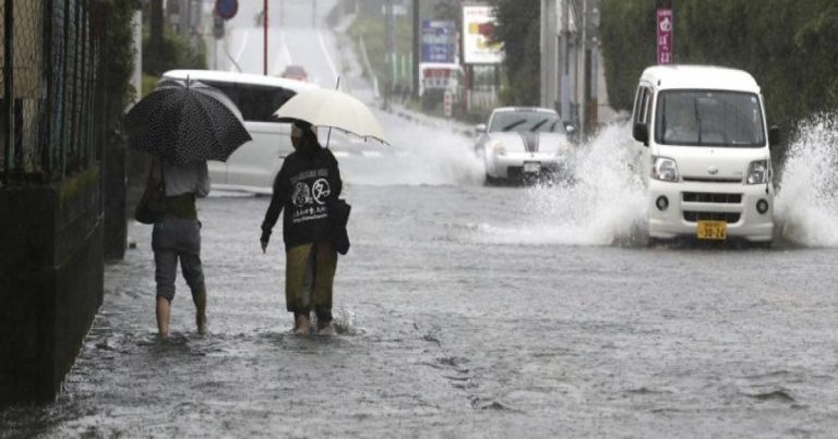 Yaponiyada 408 min nəfərin təxliyəsi gözlənilir Yaponiyada 408 min nəfərin təxliyəsi gözlənilir