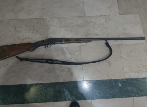 Qəbələdə kişi ehtiyatsızlıqdan özünü güllələdi