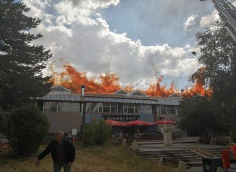 Türkiyədə universitetdə yanğın oldu