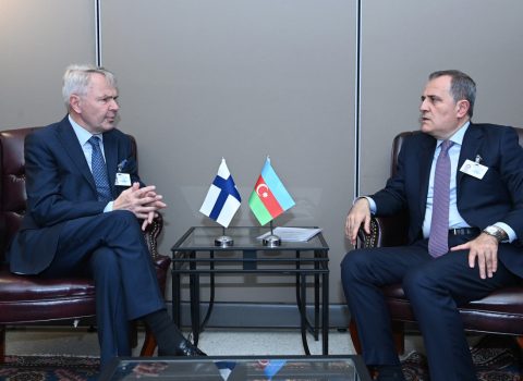 Ceyhun Bayramov Finlandiyanın xarici işlər naziri ilə görüşdü