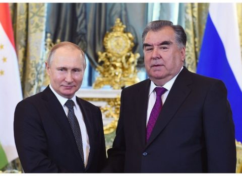 Putin Tacikistan Prezidenti ilə görüşdü