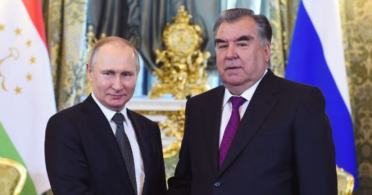 Putin Tacikistan Prezidenti ilə görüşdü