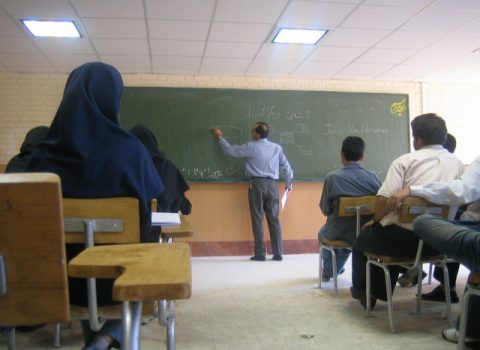İranda tələbələr dərsə gəlməkdən imtina etdilər