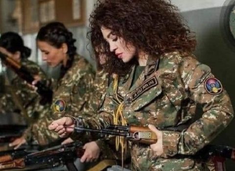 Ermənistan ordusunun SON ÜMİDİ: Qadınlara döyüş atıcılığı təlimləri keçilir – VİDEO
