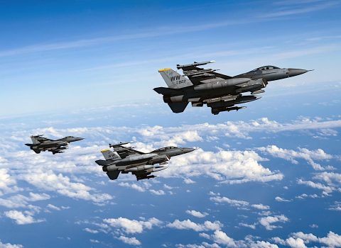 ABŞ Ukraynaya F-16 döyüş təyyarələrinin çatdırılmasına icazə verdi