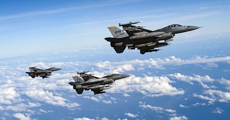 ABŞ HHQ komandanı: “Ukrayna F-16-ları 2-3 ilə əldə edə bilər”