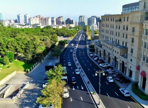Təmirə bağlanmış prospekt açıldı