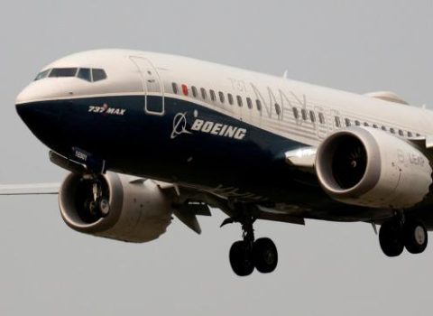 “Boeing” 200 milyon dollar CƏRİMƏLƏNDİ