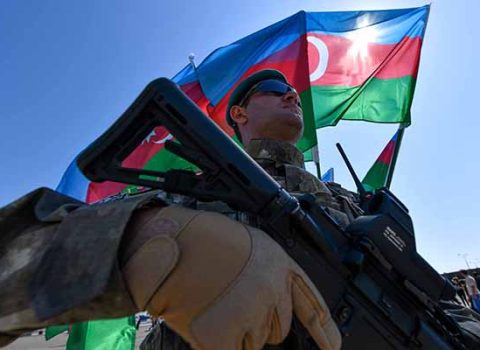 Erməni ekspert Azərbaycan Ordusunun yüksək təchizatından DANIŞDI