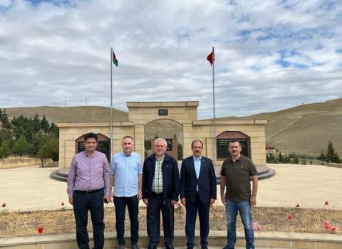 Səfir Qobustan rayonundakı Türk Şəhidliyini ziyarət etdi – FOTO