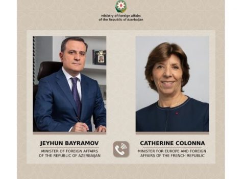 Ceyhun Bayramov fransalı həmkarını Ermənistanın təxribatı barədə məlumatlandırdı