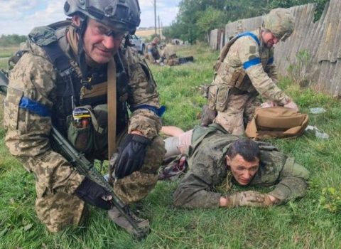 Rusiya ordusunun polkovnik-leytenantı Ukrayna hərbçilərinə əsir düşdü — FOTO