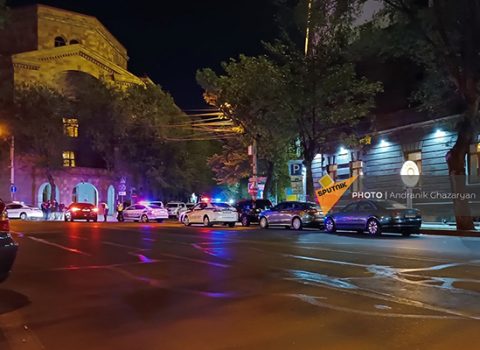Paşinyan sərhəddəki gərginliklə bağlı iclas KEÇİRİR